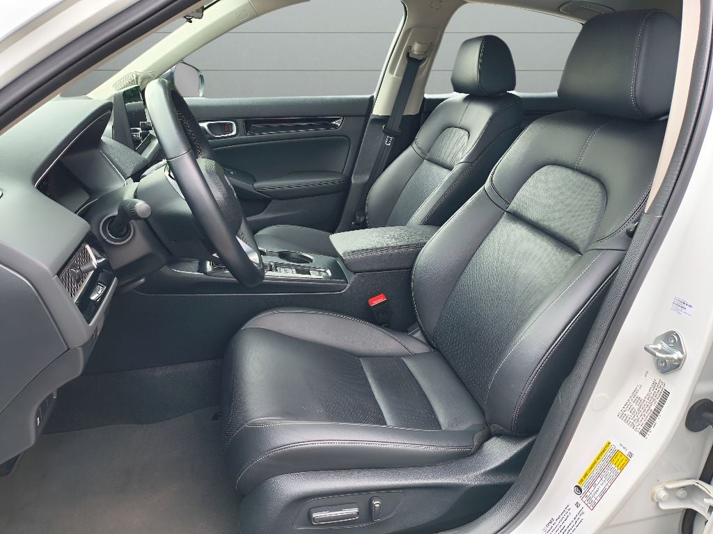 2023 Honda Civic Hatchback EX-L