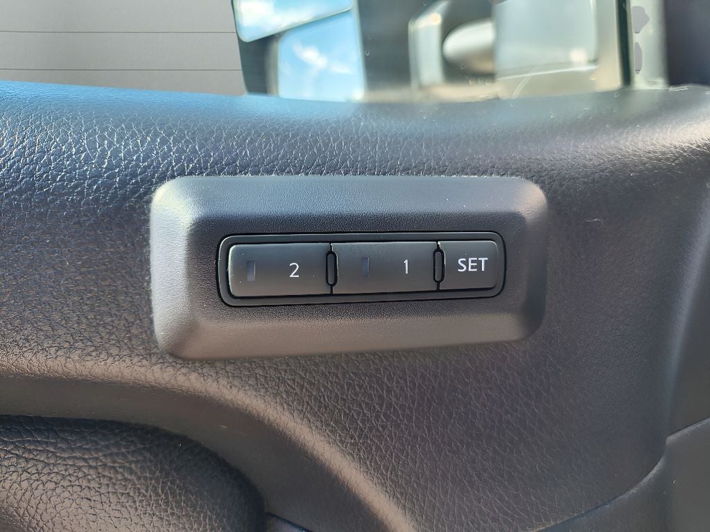 2018 Nissan Titan SL