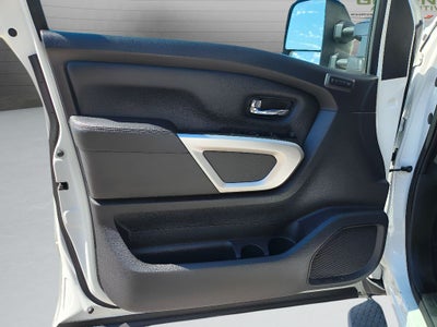 2018 Nissan Titan SL