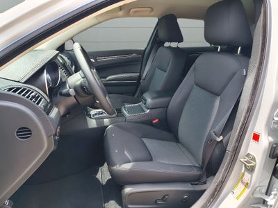 2023 Chrysler 300 Touring