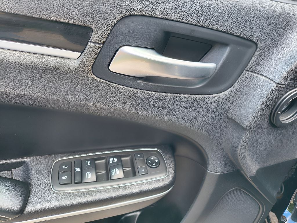 2021 Chrysler 300 300S