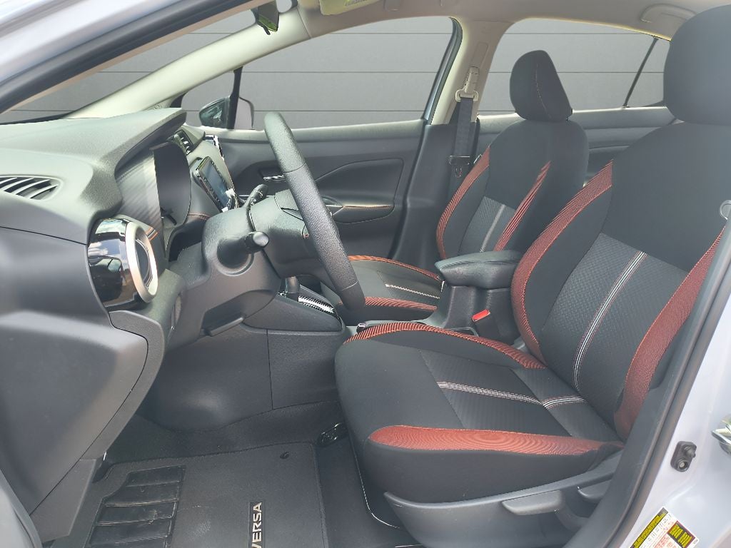 2024 Nissan Versa SR