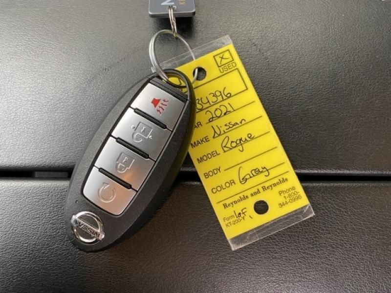 2021 Nissan Rogue SV