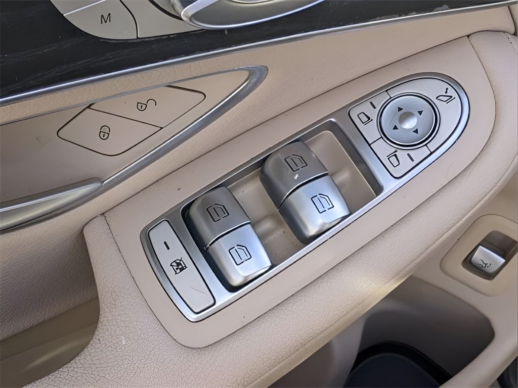 2018 Mercedes-Benz GLC GLC 300